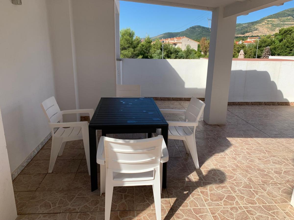 Apartamentos Playa D Y G Sant Carlos de la Ràpita Exteriör bild